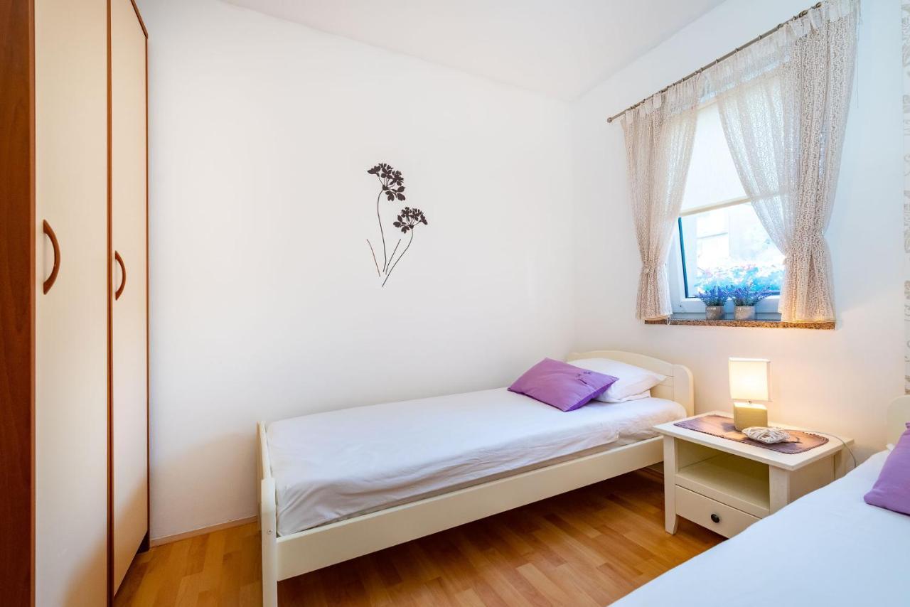 Apartments Milka Povljana Zewnętrze zdjęcie