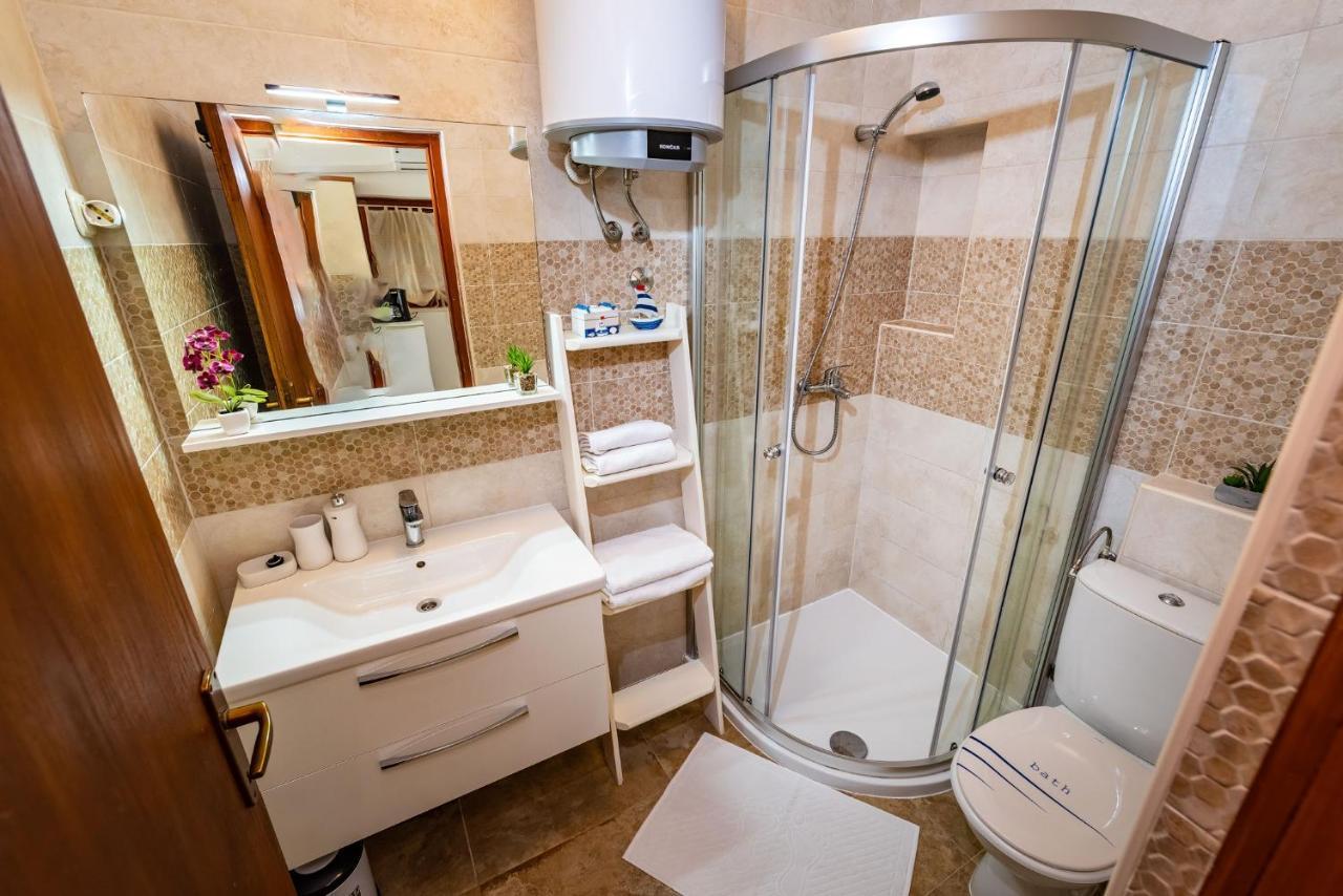 Apartments Milka Povljana Zewnętrze zdjęcie